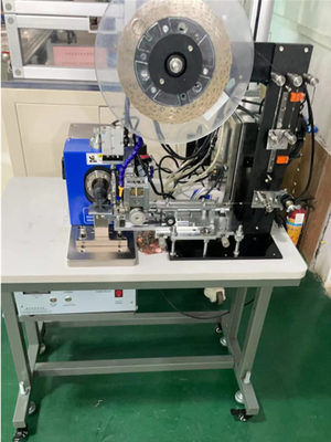 Sel Silinder Ultrasonik Pengelasan dengan Tab Feeding Mechanism